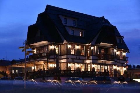 Hotel Zlatni Bor Sokolac  Kültér fotó